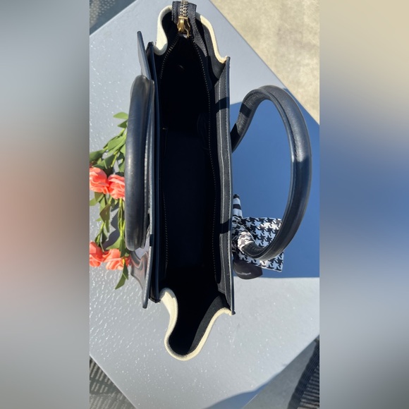 Authentic Celine luggage bag - Picture 6 of 14